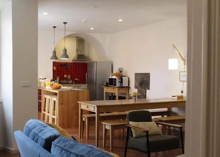 A Bica Hostel